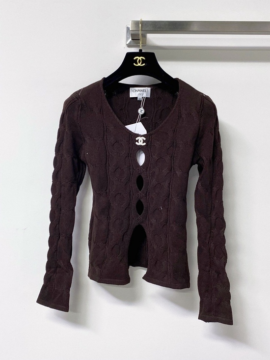 .Chanel® Sweaters - Chanel Cable Knit Hollow Front Long Sleeve Cropped Blouse